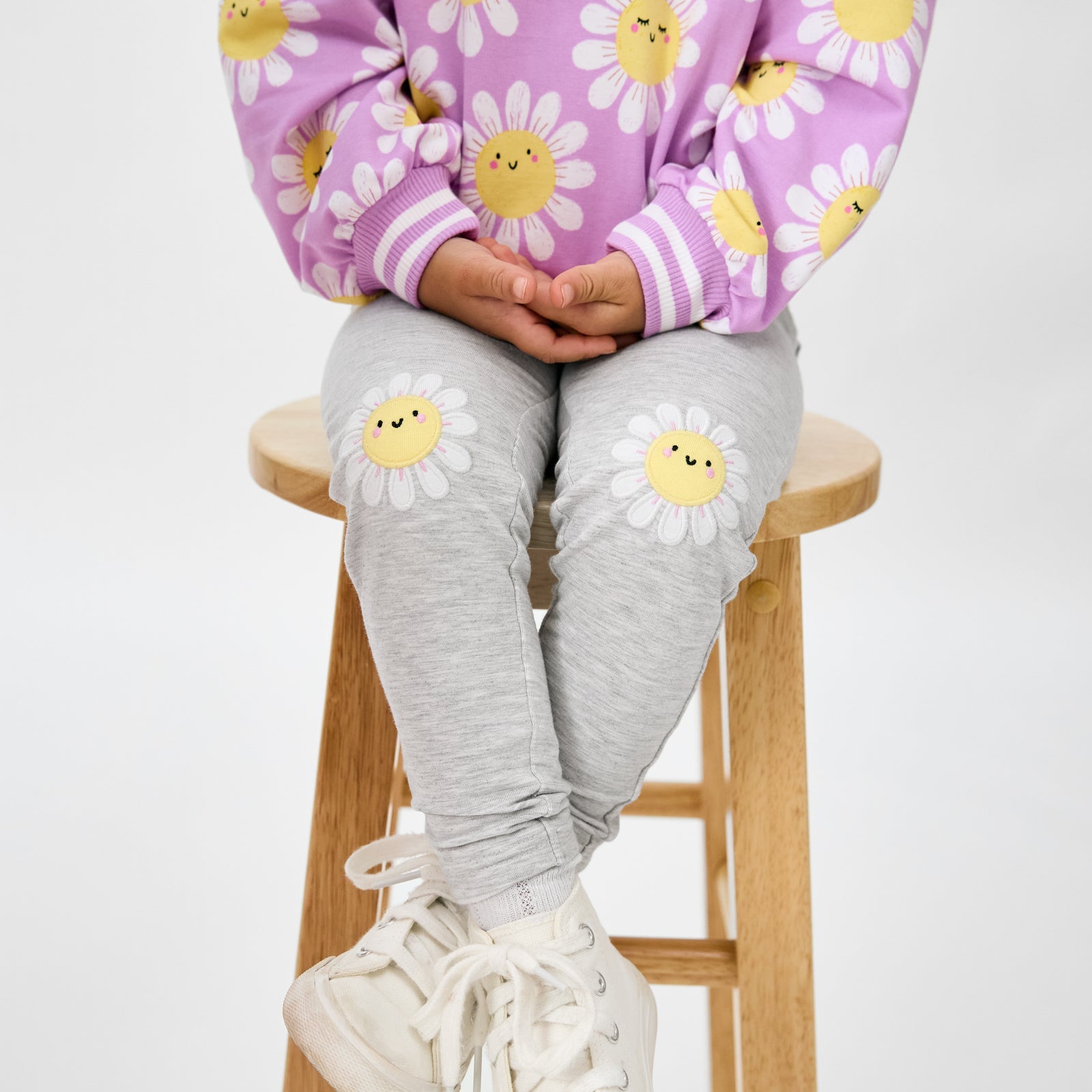 Light Heather Gray Daisy Patch Legging