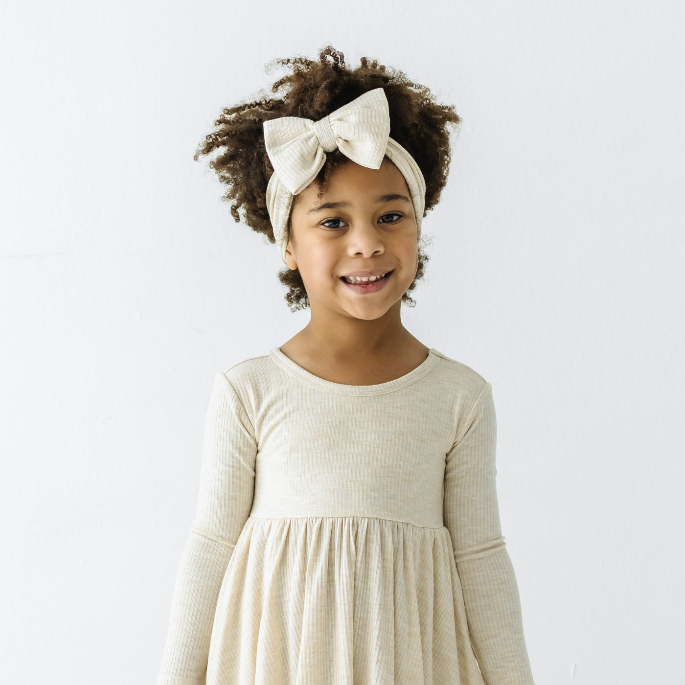 Heather Oatmeal Ribbed Luxe Bow Headband