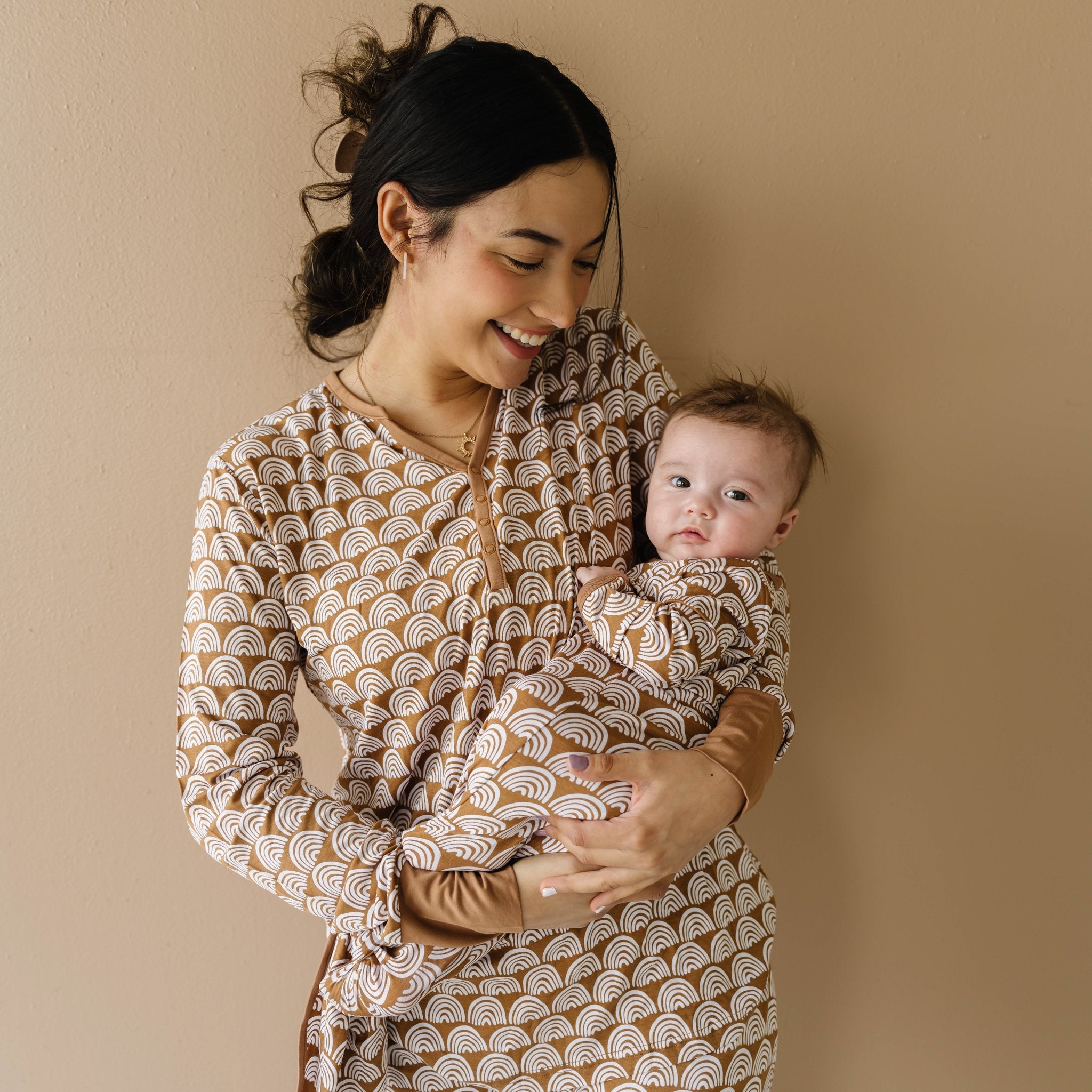 Rust Rainbows Women's Pajama Top