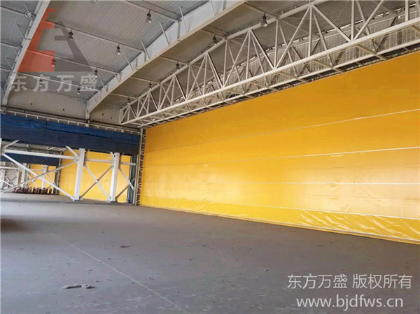 柔性提升門